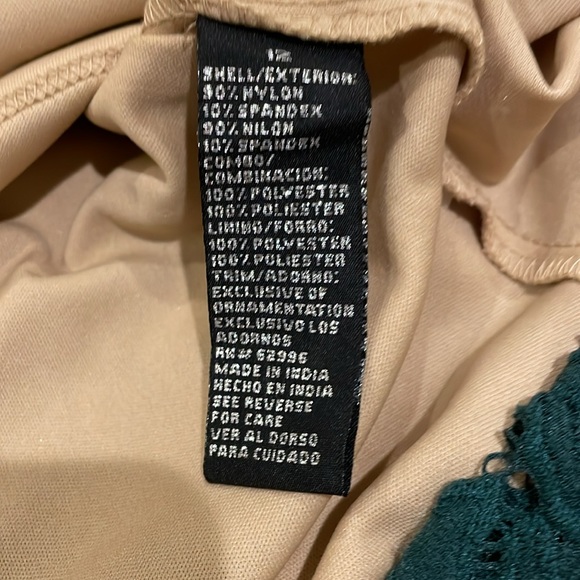 Scarlett social dress Size 12. - Picture 5 of 5